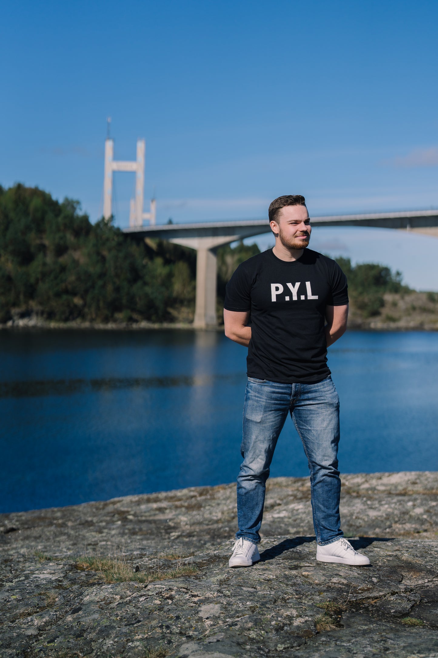 P.Y.L TEE BLACK