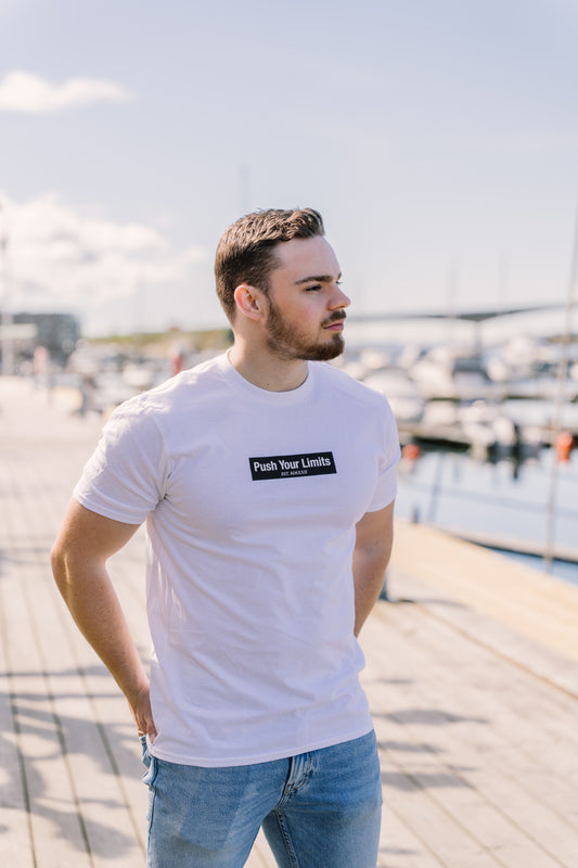 EST.MMXXII TEE WHITE